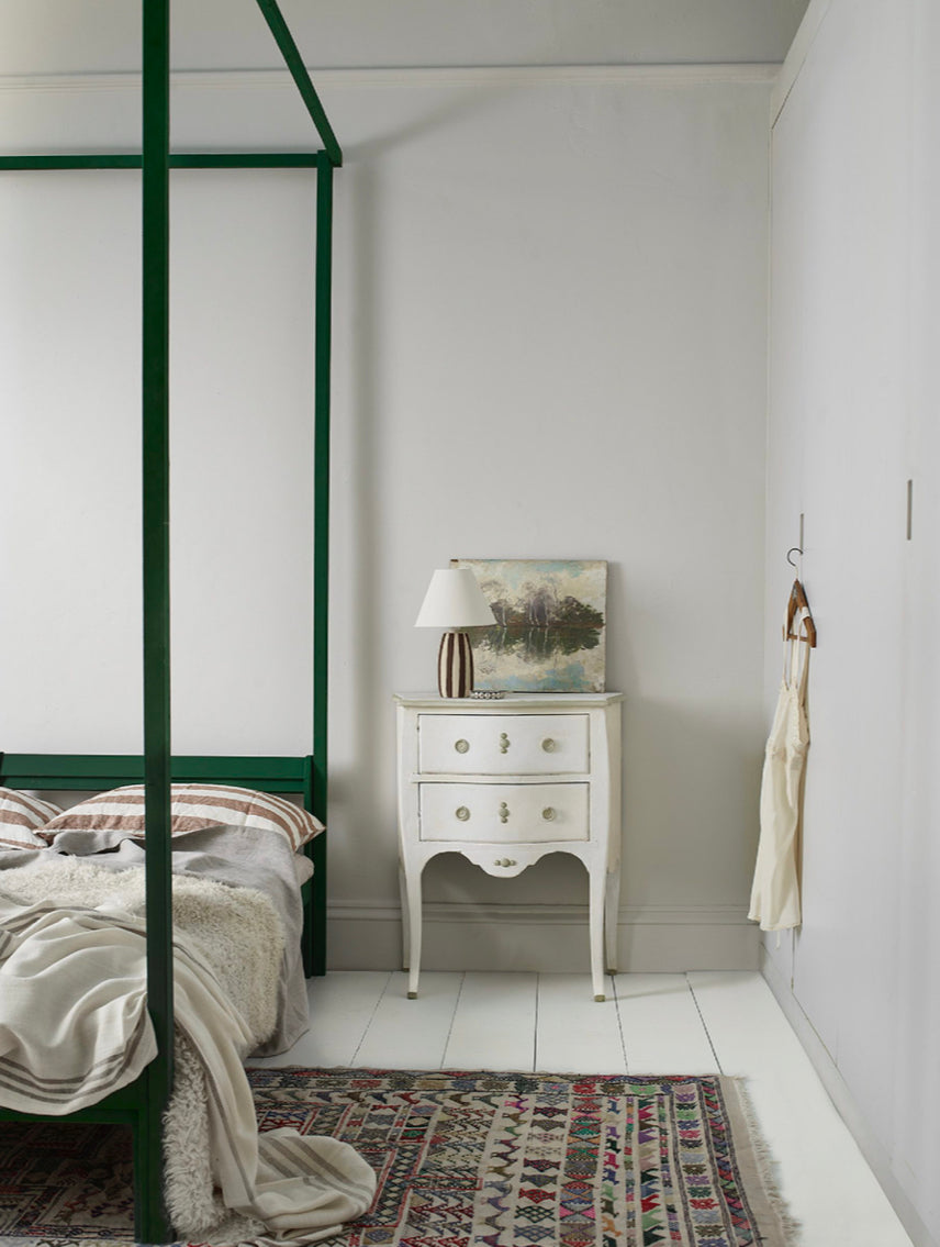 Annie Sloan Pompadour Wall Paint