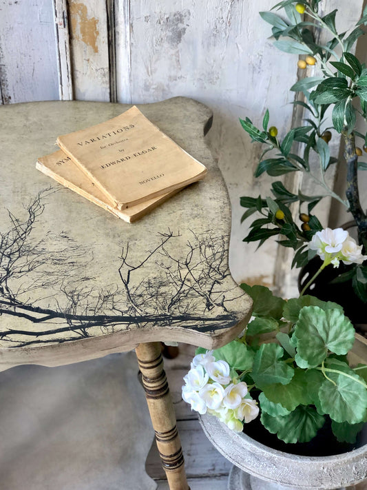 Fly Away Side Table