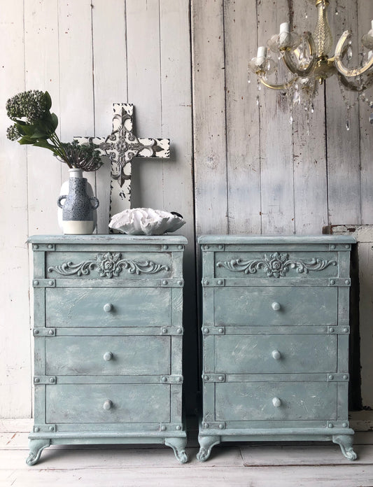 Tallullah Coastal Bedside