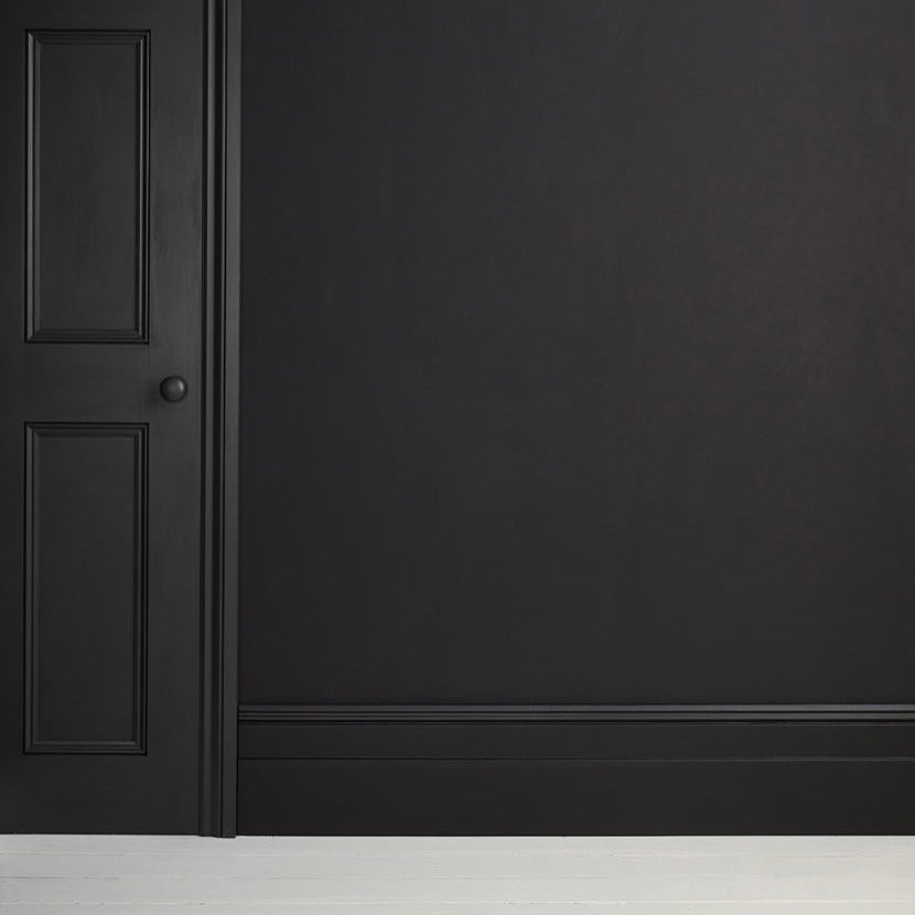 Annie Sloan Athenian Black Satin Paint